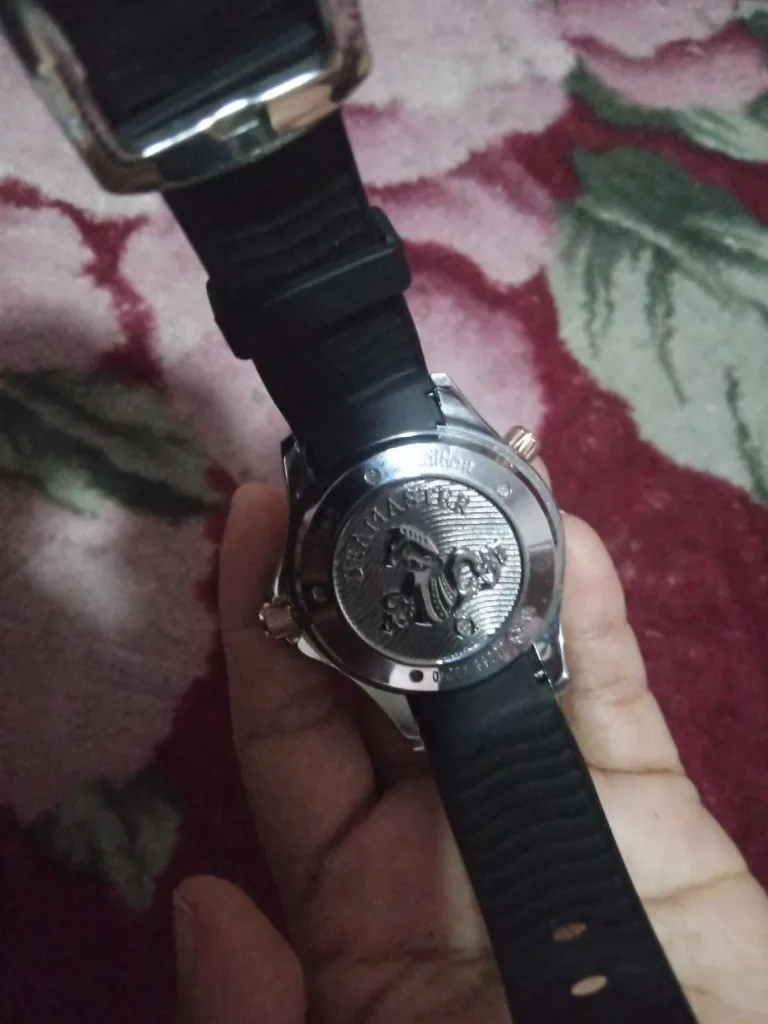 Jam tangan Omega 2
