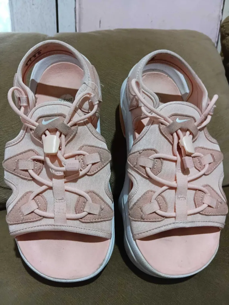 sepatu sandal