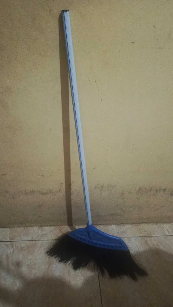 alat kebersihan 2