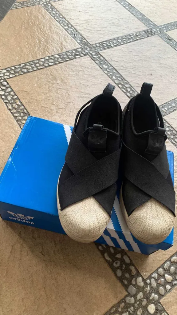 Sepatu Adidas Superstar Slip On 1