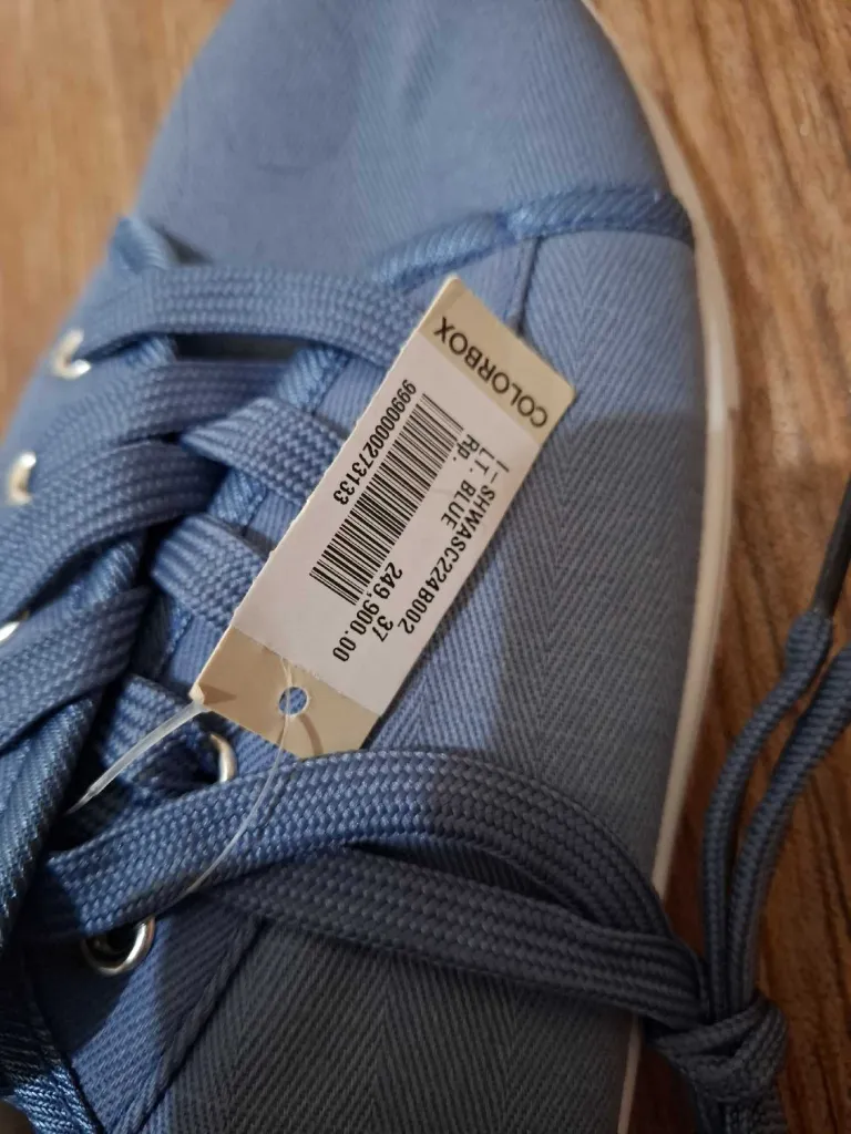 sepatu blue colorbox 3