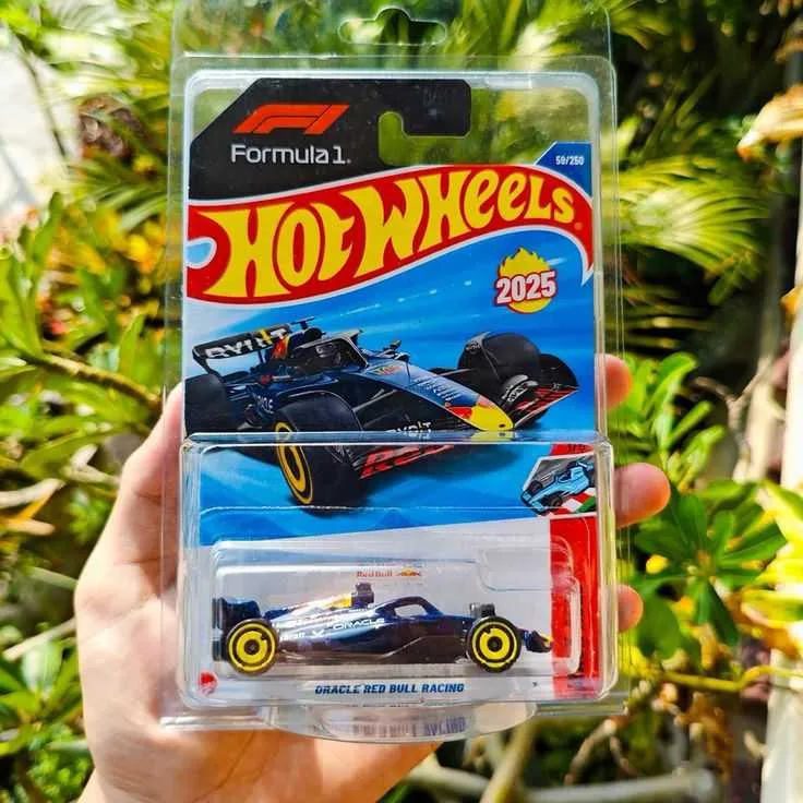 Hotwheels reguler f1 red bull