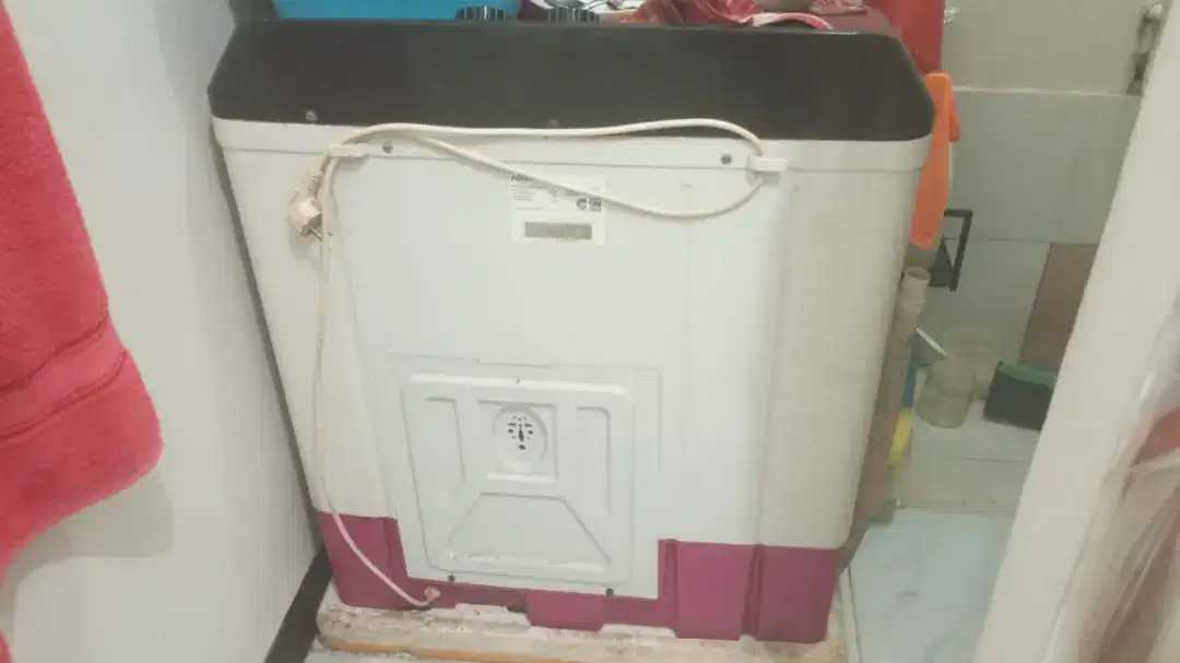 Mesin Cuci 2 Tabung Aqua Bekas Normal