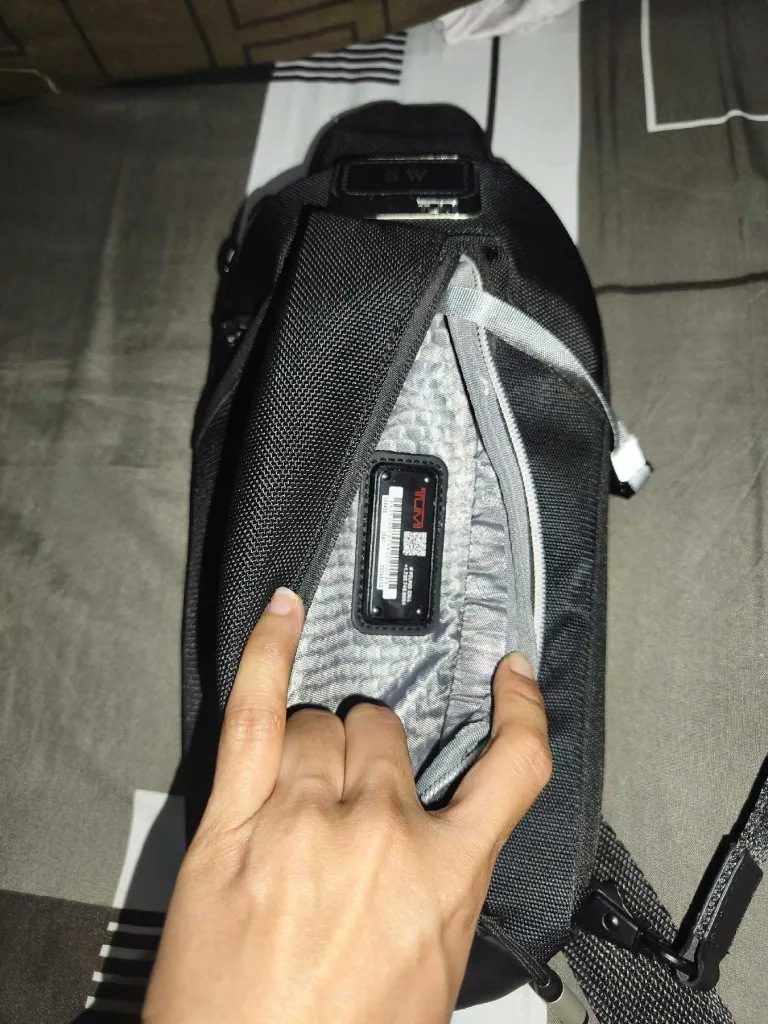 Tas TUMI ALPHA BRAVO E-SPORT PRO SELING BAG 2