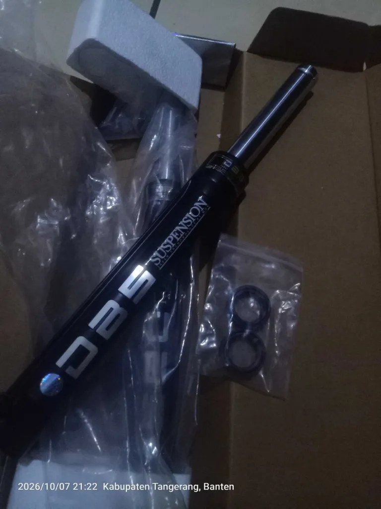 Shockbreaker depan Yamaha Mio J 3