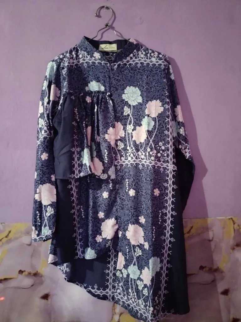 Baju wanita