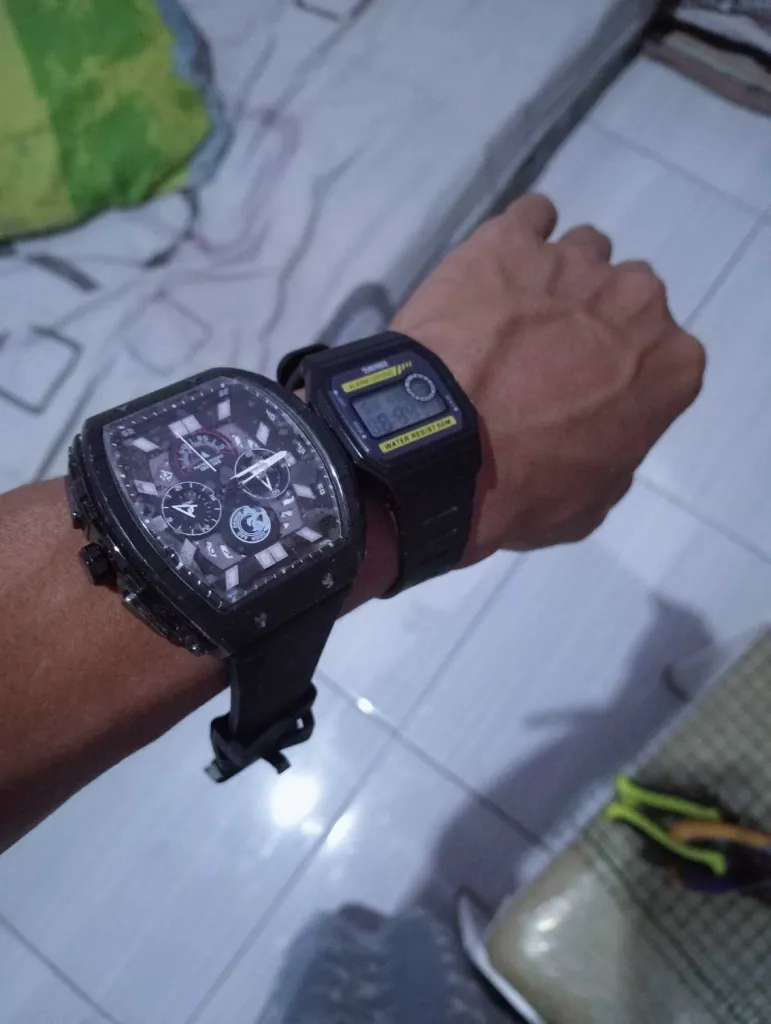 jam tangan pria biden ori