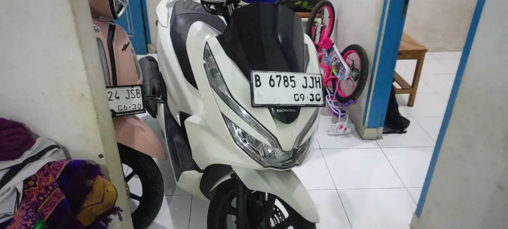motor pcx 150 tahun 2020