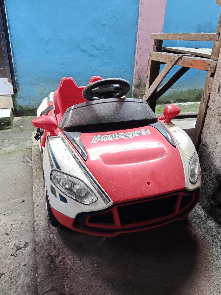 Mobil Mainan Battery Bisa Dikendarai