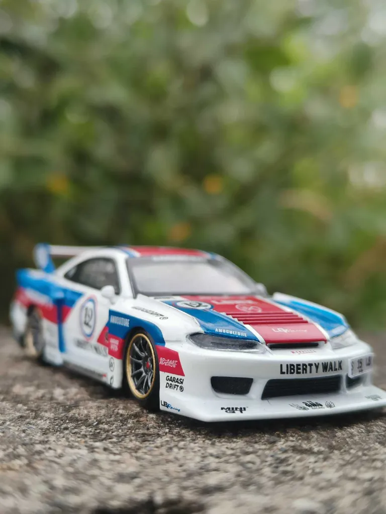 Mini gt Nissan S15 Lbwk Garasi drift 2