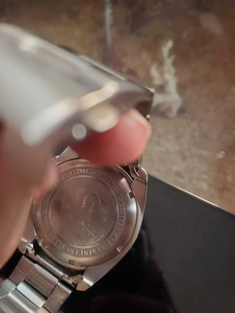 Jam Alexandre Christie 2